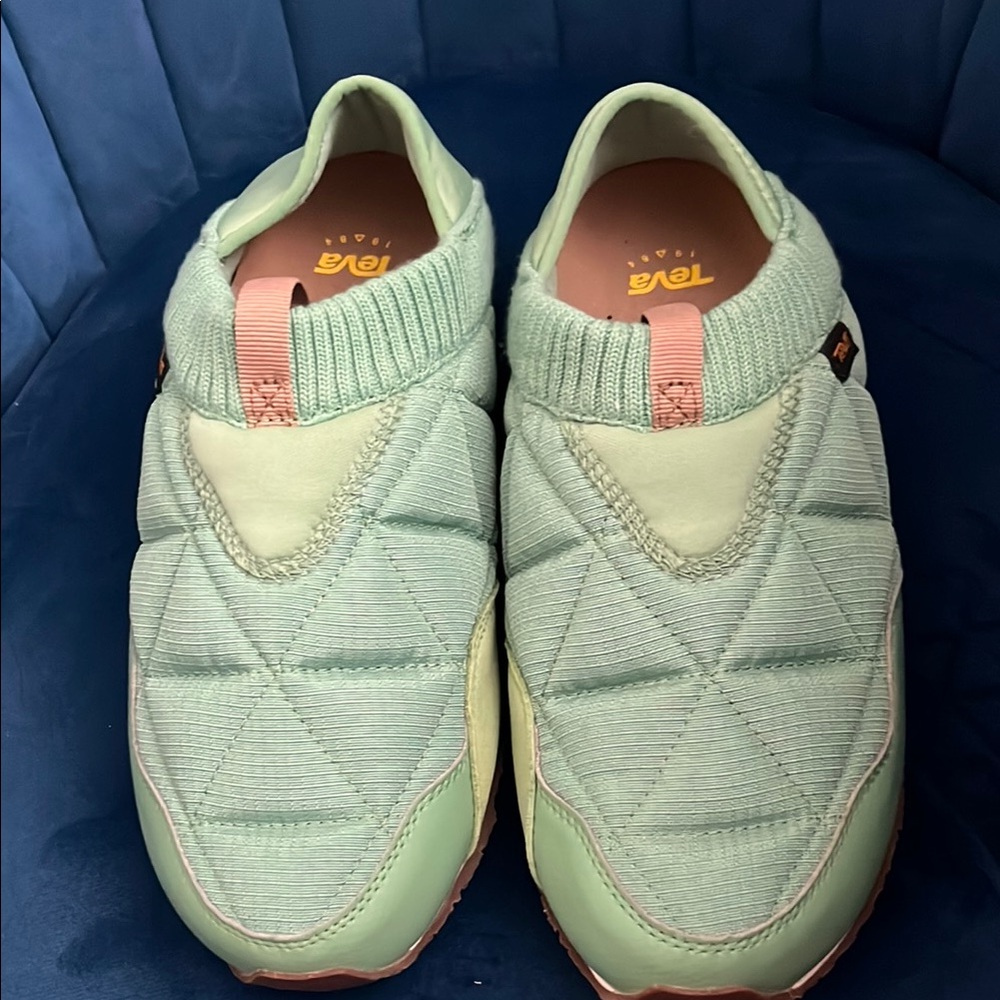 Teva Women's Mint Green Quilted Slippers